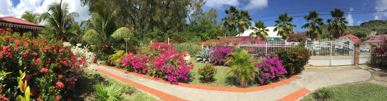 Les Bungalows De La Plage ลา ทรินิเต ภายนอก รูปภาพ